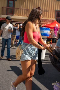 (OC) Pink tube top leggy MILF gorgeous face
