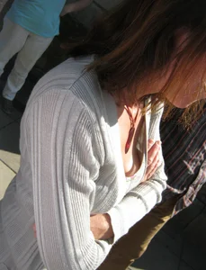 Candid boobs, nip slip and downblouse pics