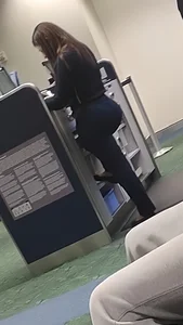 Sexy fat ass flight worker