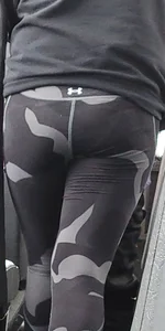 Hot leggings, sweats and yoga pants creepshots compilation