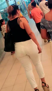 LATINA ASS