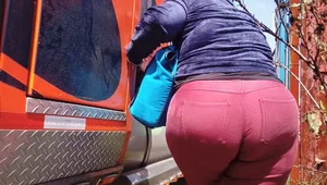 Super Fat Ass In Tight Sweatpants VPL OC ( BBW WARNING )