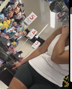 Milf at Party City was aware I was capping her