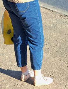 Nice ass in blue jeans on the street, blonde candid milf waiting for a bus