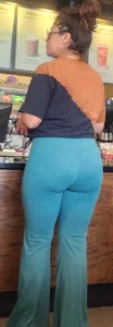 Third time capping this big ass milf in flared leggings