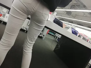 skinny ass