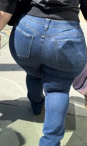 BBW ((WIDE HIPS WIDE ASS in tight jeans))