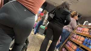Mall Caps🥜 (OC)