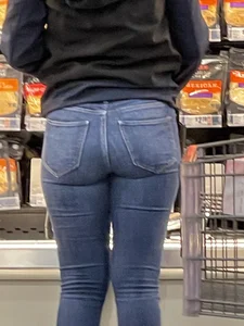 Mini haul of perfect butt coworker (BEND OVER)