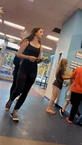 Tight leggings with a slight jiggle (GIFs)