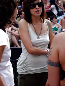 Candid tits and pokies