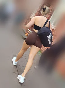 Another TEVEO bitch showing off her bubble [OC]