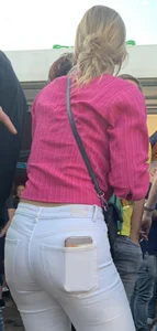 Blond in white tight jeans - very hot