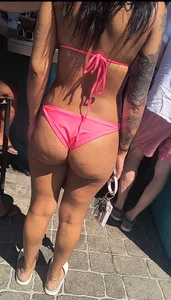 Fat jiggly ass on this hot Latina