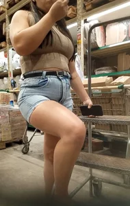 Hungry ass Hottie blonde