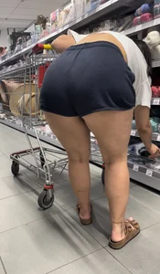 Latina teen bend over
