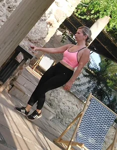 Mature in leggings street creepshot