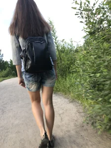 Nice Girl in Jeans Shorts and Flats Candid Pics