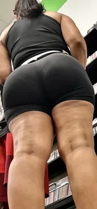 Nice round VPL booty squat&bendover‼️