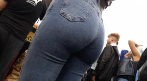 Fat ass in the park, ARGENTINA! OMGGGG