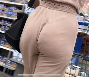 Caps of the week. Tight shorts , jeans, and leggings