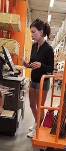 Home Depot MILF with nice ass OC