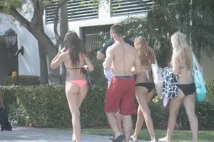 Sexy Florida beach bikini girls