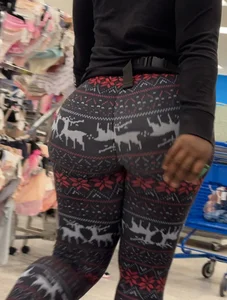BBL queen and juicy curvy woman at Ross