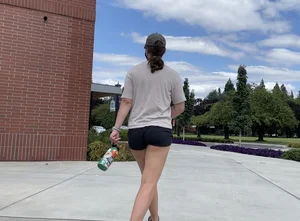Thick college slut in shorts