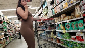 Sexy Latina in One piece! 🌶️