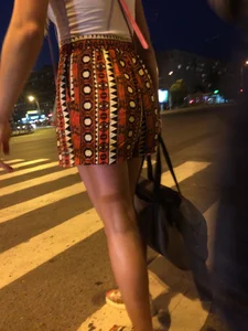 Hot Legs in Shorts And Booty Closeup Creepshots Gallery - on a Subway Escalator and on a Crosswalk