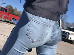 Nice ass in Parking lot