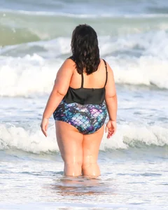 Extra thick girl at the beach in a bikini
