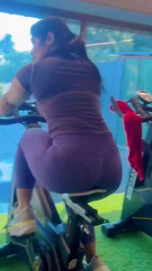 THICC Girl In Leggings Working Out