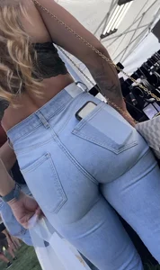 Hot college girl squeezed into those jeans