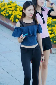 Sexy Asian girls in tight jeans and pants