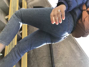 Hot candid milf's booty in tight blue denim creepshots while she's walking up the stairs