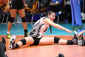 Thai candid volleyball girls