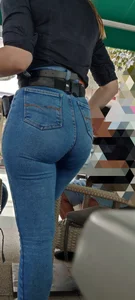 Tight Jeans sexy ass
