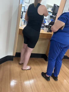 2 Thick latina milfs