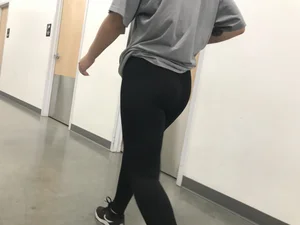Sexy Amazon employee in leggings with a nice ass