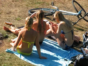 Bikini girls