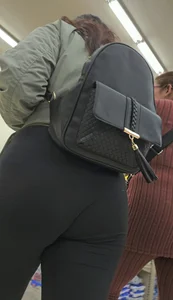 Latina leggings (shaking) market cap
