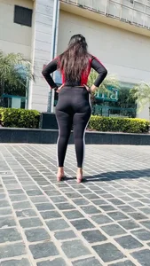 A Wide-Hipped Candid Girl in Tight Sweatpants Street Creepshot, Big Booty