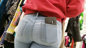Phat ass brunette babe in thrift shop **CLOSE UP**