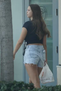 Fastshooter post 4 / College girl wearing tiny shorts