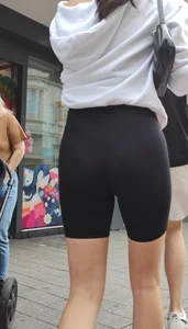 Tight ass in short leggings