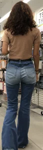 Slim booty Wyoming gal - I’d like to lick her Jackson Hole
