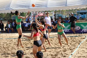 Thai candid volleyball girls