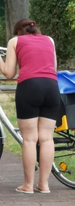 Bubble ass in shorts